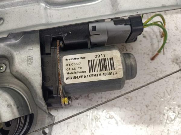 LEVE VITRE AVANT GAUCHE ELECTRIQUE PEUGEOT 207 5PORTES - Vue 3